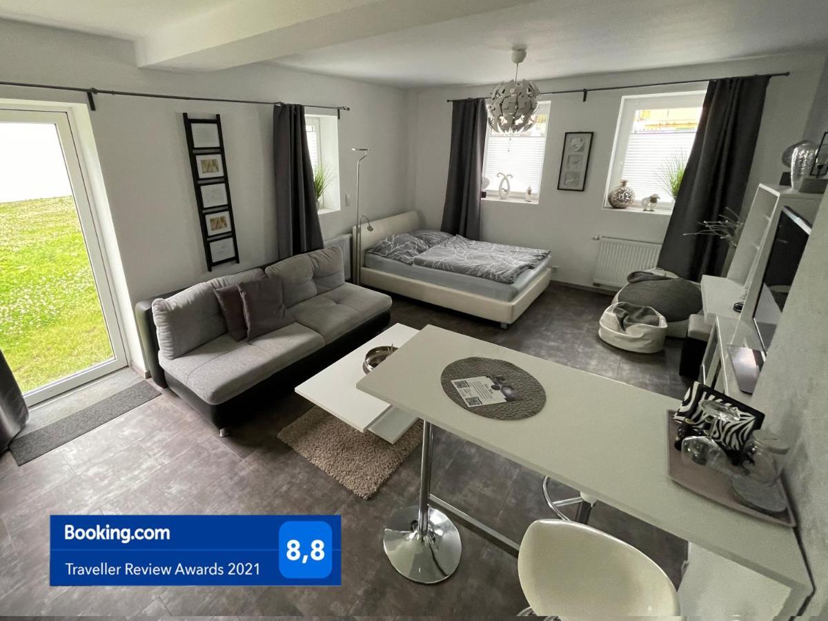 W1 - Kontaktloser 24H Check In, W-Lan, Netflix, Parkplatz, Kueche, Boxspring-Bett Bueckeburg Exterior photo